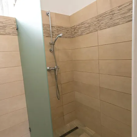 With Piano 아파트 케츨리