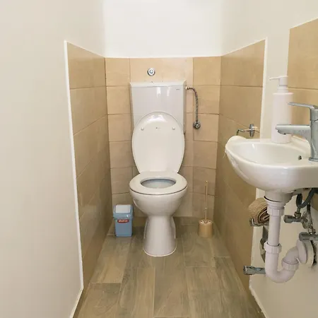 With Piano 아파트 케츨리