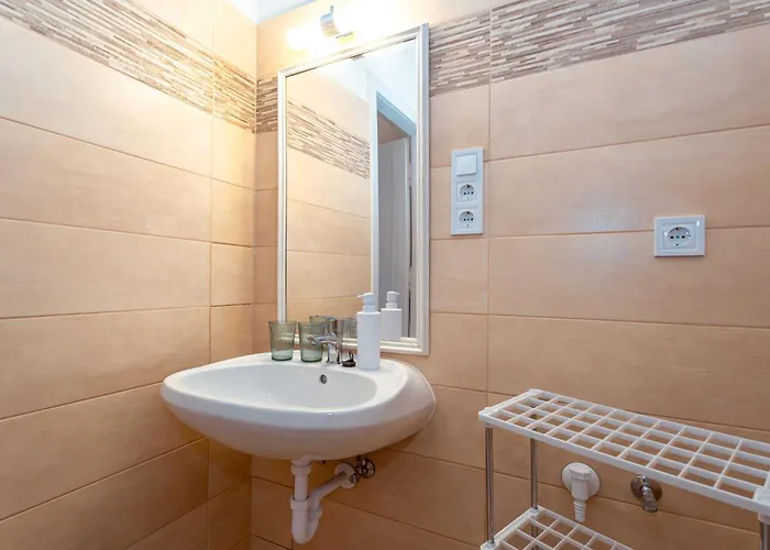 With Piano Apartment *