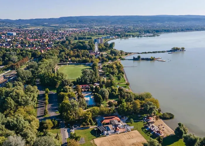 With Piano Keszthely