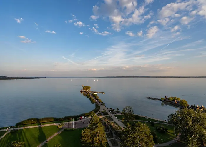 With Piano Apartment