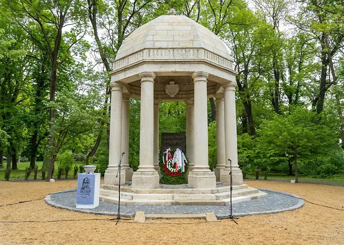 With Piano Apartment