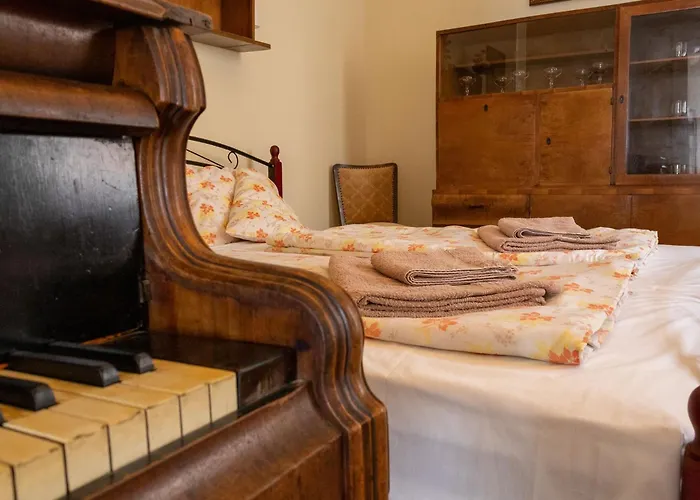 Apartment With Piano *