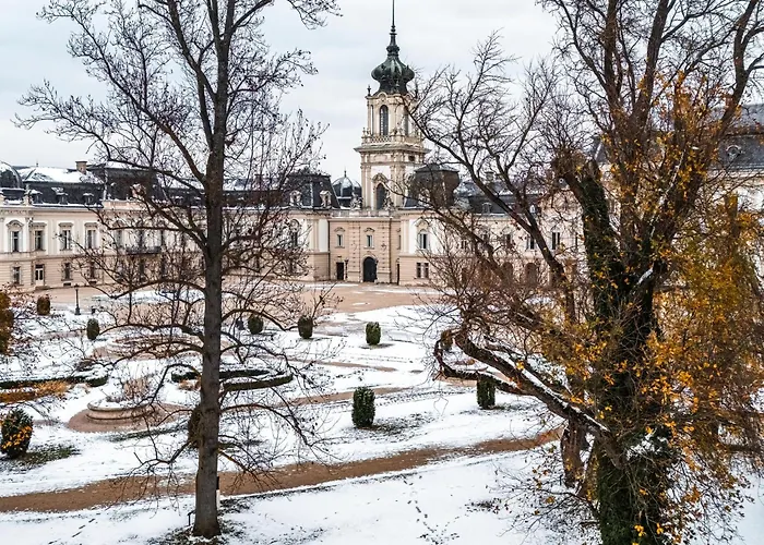 With Piano Keszthely